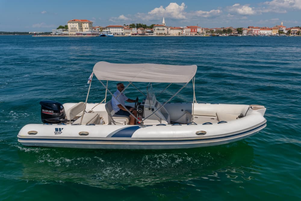 Explore Poreč in a half-day: Rent a motorboat for 4h