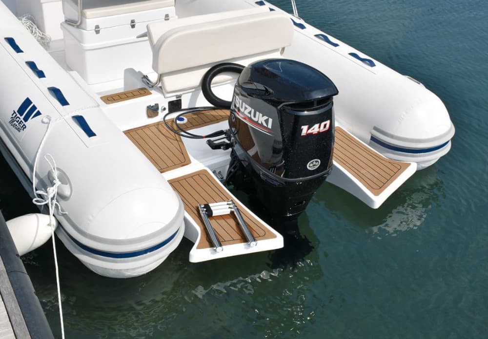 Explore Poreč in a half-day: Rent a motorboat for 4h