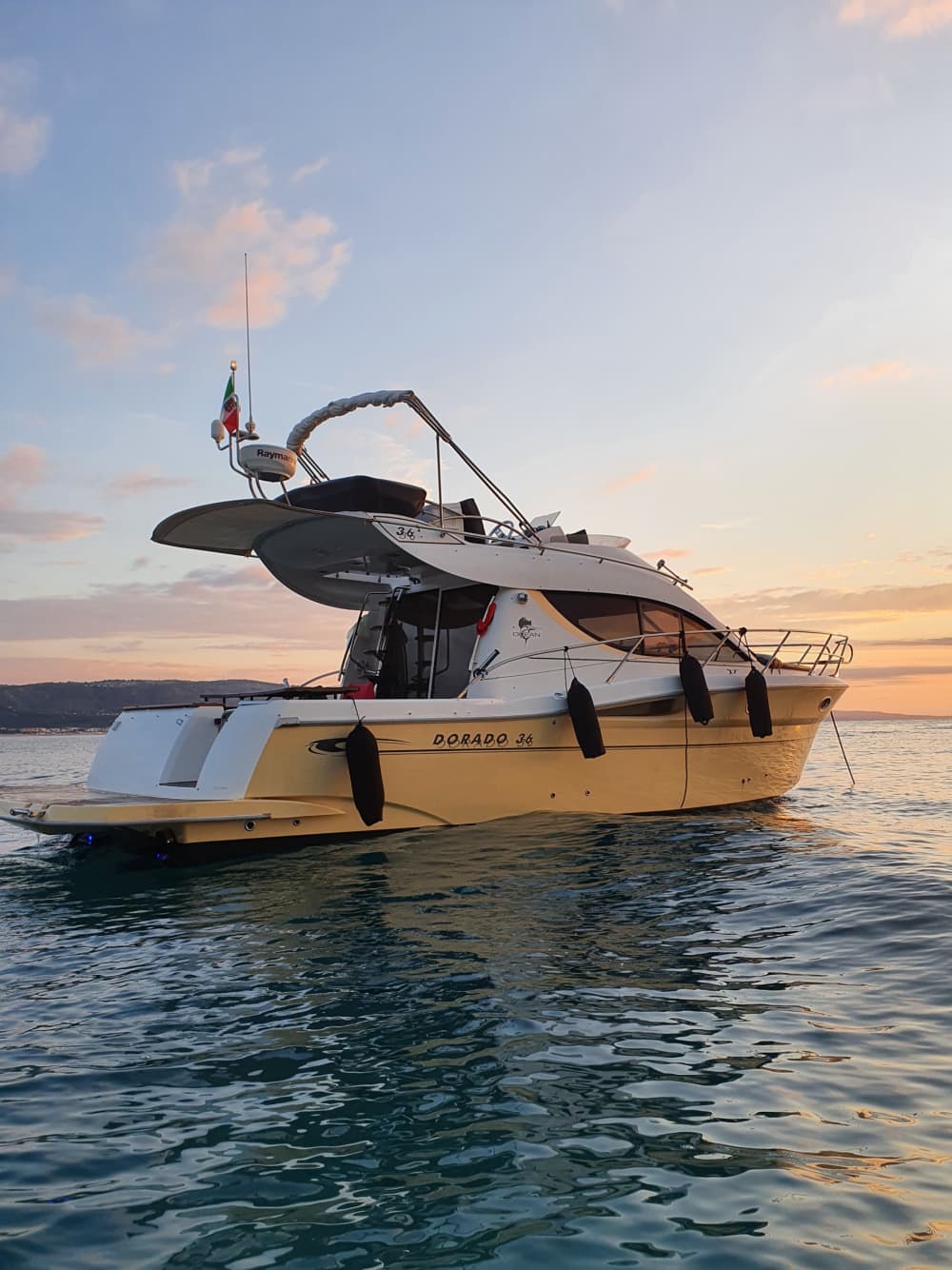 I sogni italiani iniziano in mare: un viaggio di 8 ore nel cuore della provincia di Catanzaro