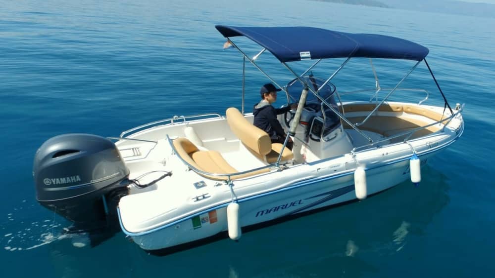 Jeden dzień w Malinskiej na motorówce