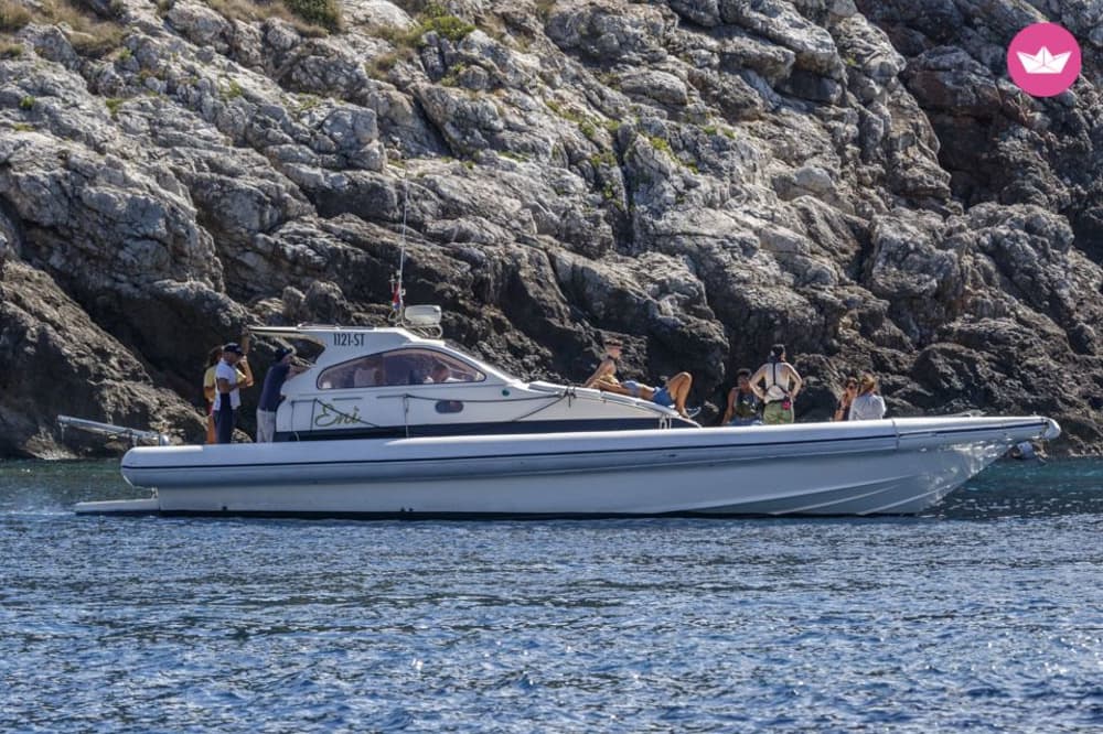 Fuga nella Grotta Azzurra e sull'isola: da Spalato a Komiža, Stiniva e Hvar