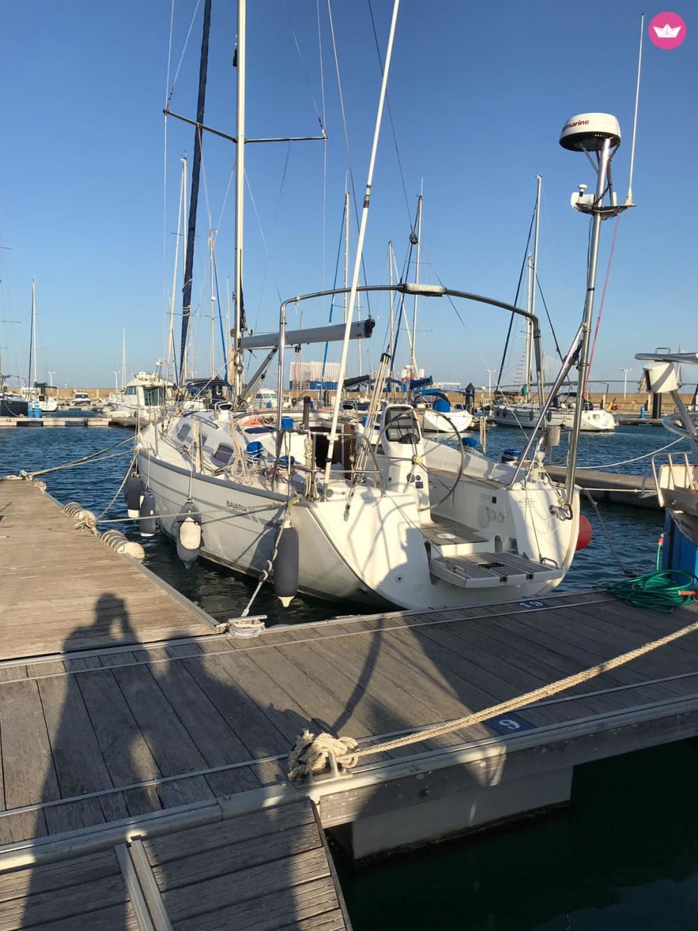 Half-Day Private Cruise from Cádiz – Sail & Anchor in Paradise