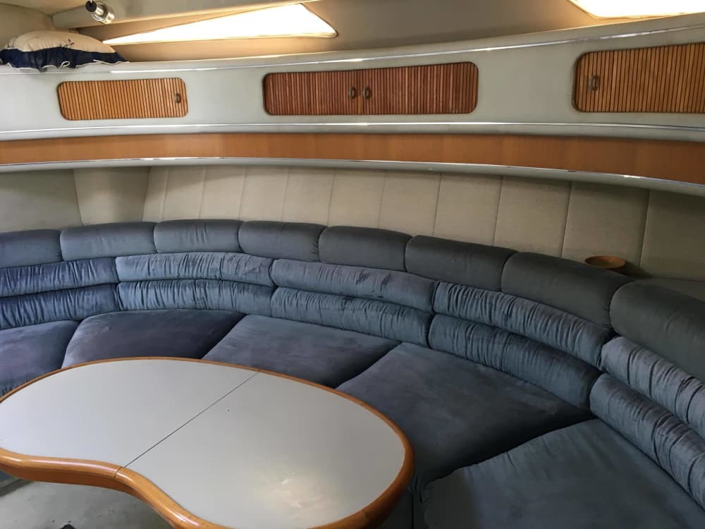 Scopri le coste di Rodi: un'escursione di un'intera giornata a bordo di un motoscafo.