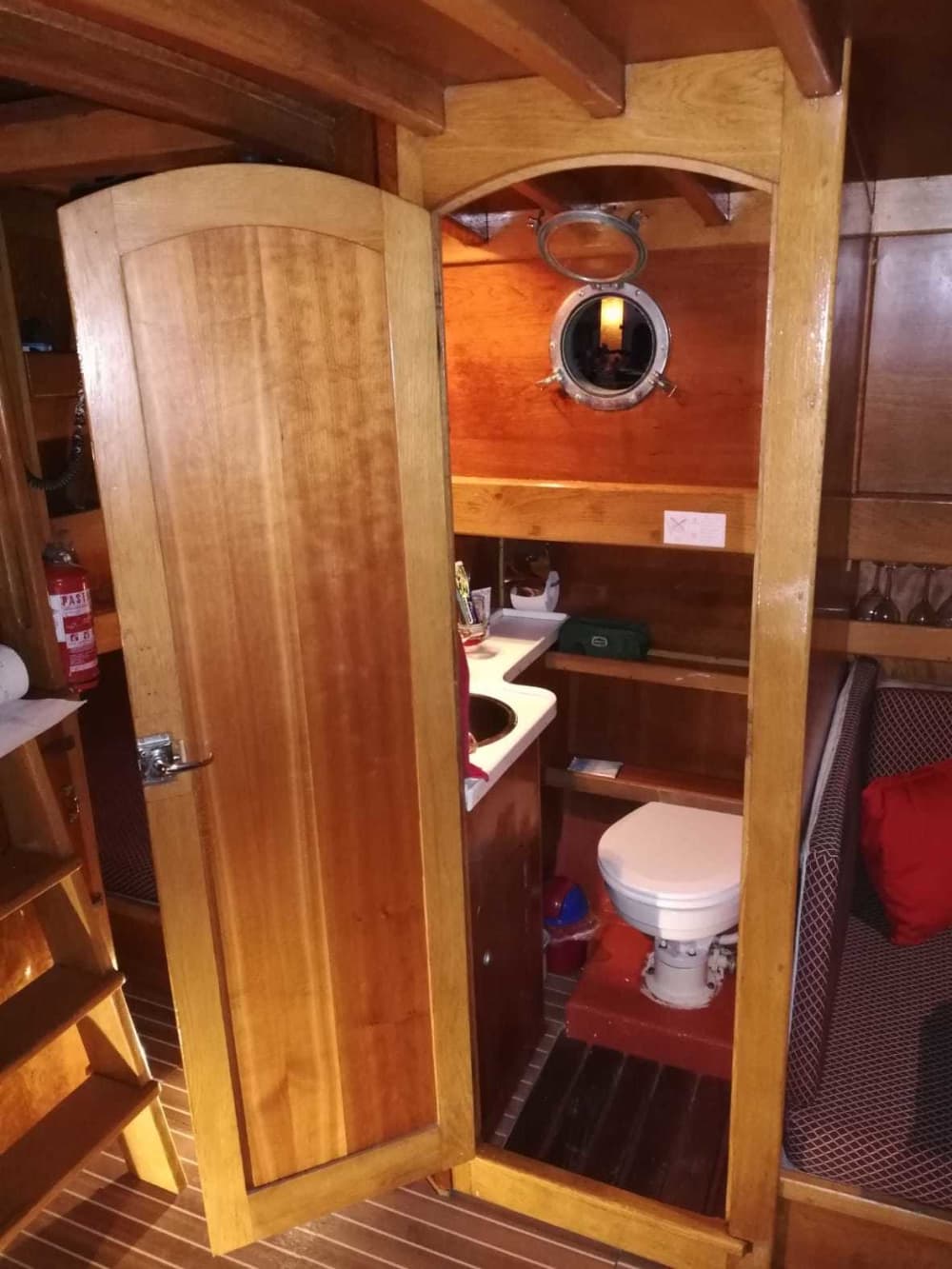 3h30 in Vrboska: Rent a motorboat and enjoy