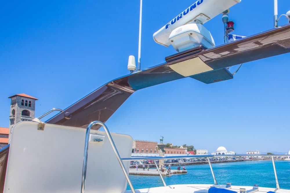 Increíble excursión en barco de medio día visitando la isla de Rodas - 4 h
