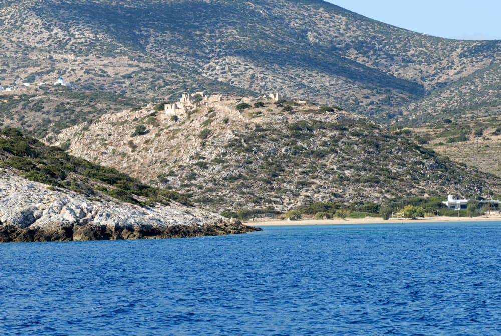 Fuga di mezza giornata in barca a vela: Antiparos, baia di Faneromeni e Laguna Blu