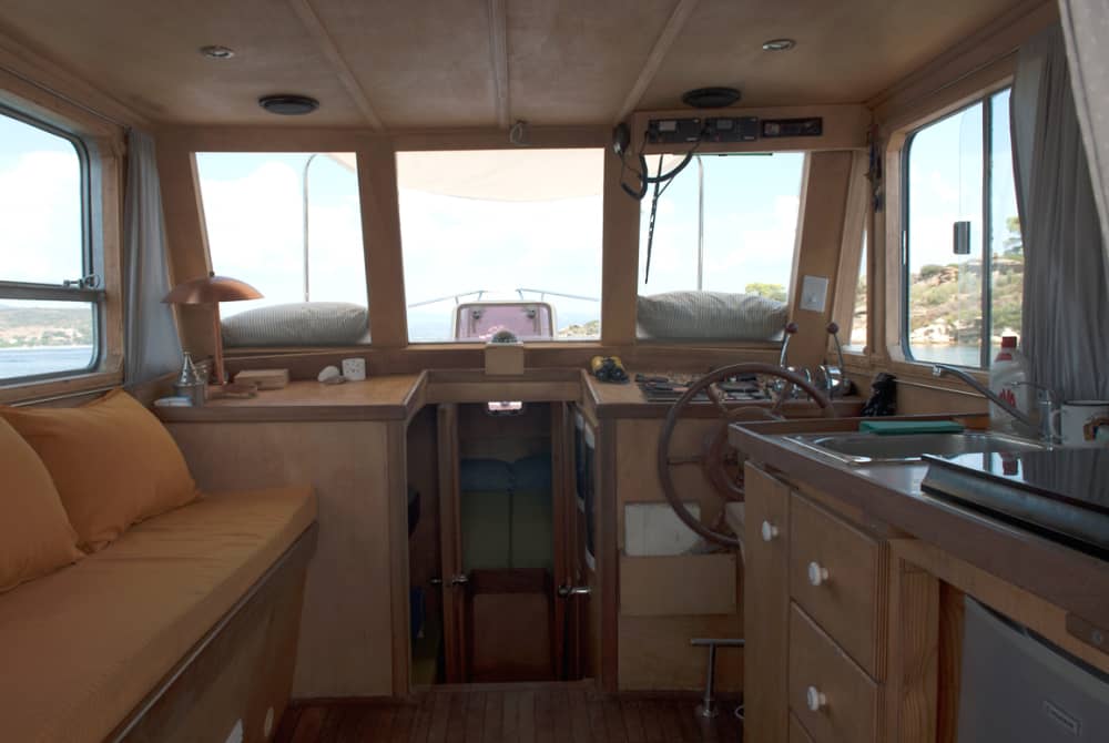 Fuga di mezza giornata in barca a vela: Antiparos, baia di Faneromeni e Laguna Blu