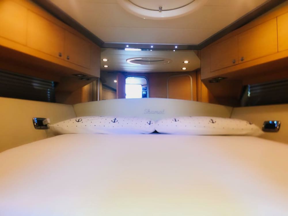 Votre journée à La Spezia : louez un bateau à moteur pour une journée complète de découverte.