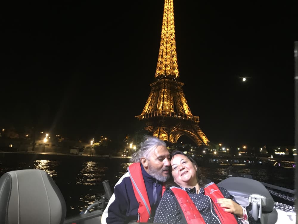 Location de bateau à moteur à la demi-journée à Paris