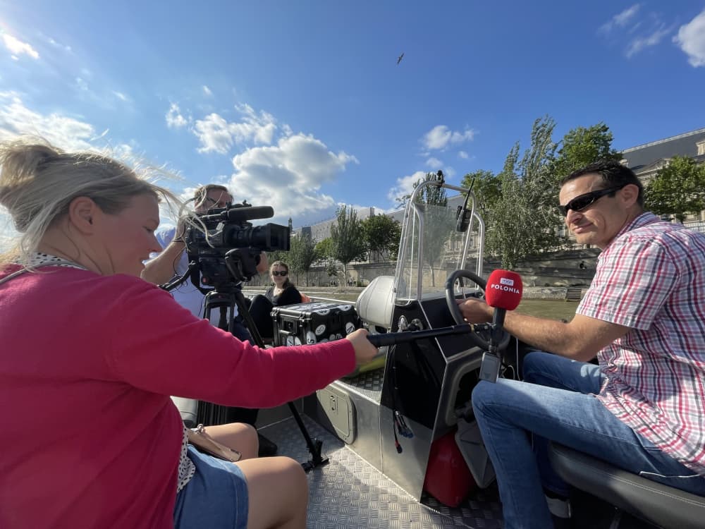 Location de bateau à moteur à la demi-journée à Paris