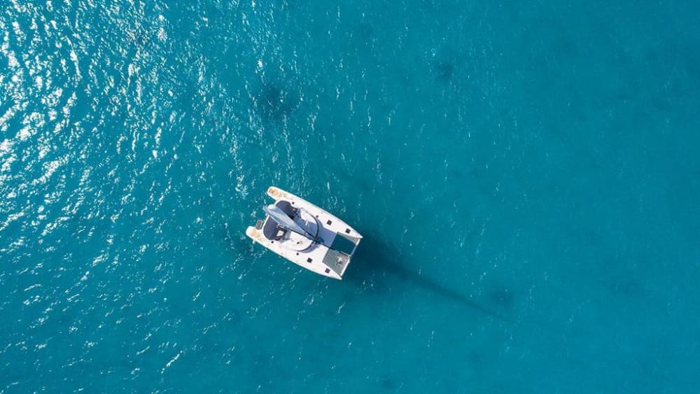 Experiência de navegação de dia inteiro em catamarã em Casa de Campo, La Romana