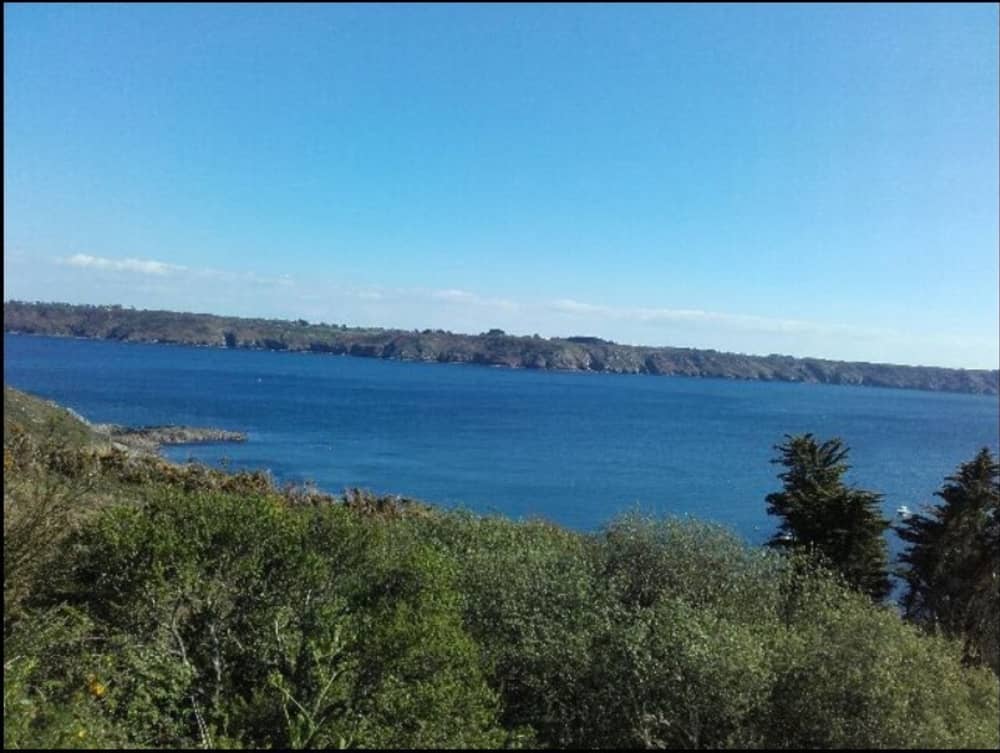 Détente à Auray : 10 heures de soleil sur un bateau à moteur
