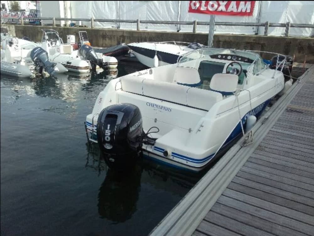 Détente à Auray : 10 heures de soleil sur un bateau à moteur