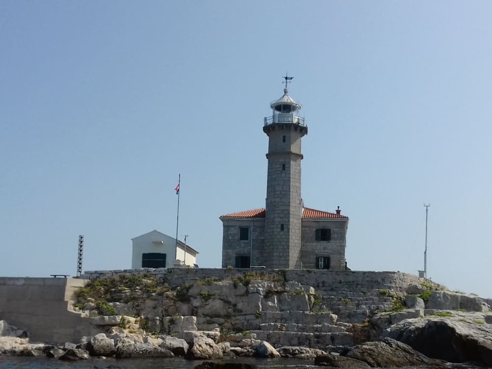 Adria-Auszeit: 6-stündiges Inselabenteuer mit Schwimmen, Schnorcheln und Delfinbeobachtung