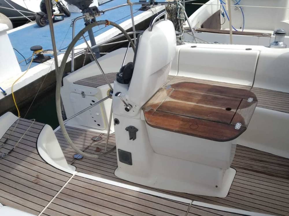 Spend a 8h sailing around San Javier, Murcia on a sailboat