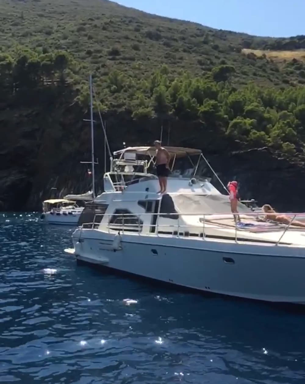 3 Stunden, um Empuriabrava mit dem Motorboot zu entdecken