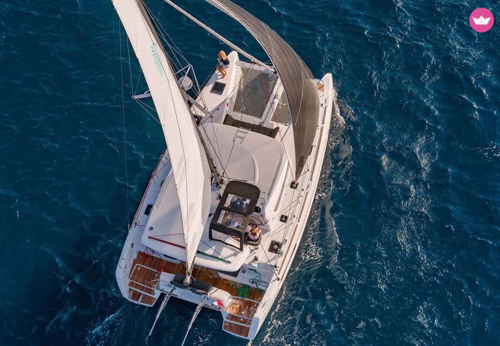 Aventura en Ibiza: navega hacia Es Vedrá y descubre rincones secretos