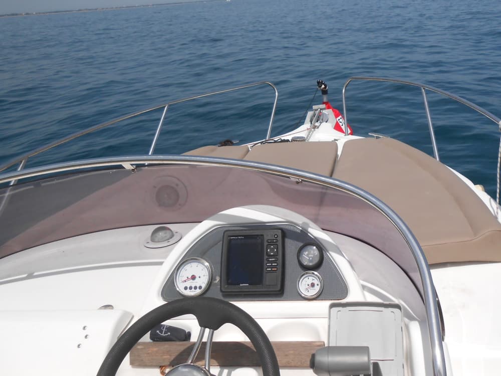 Découvrez Argelès-sur-Mer lors d'une excursion d'une journée en bateau à moteur.