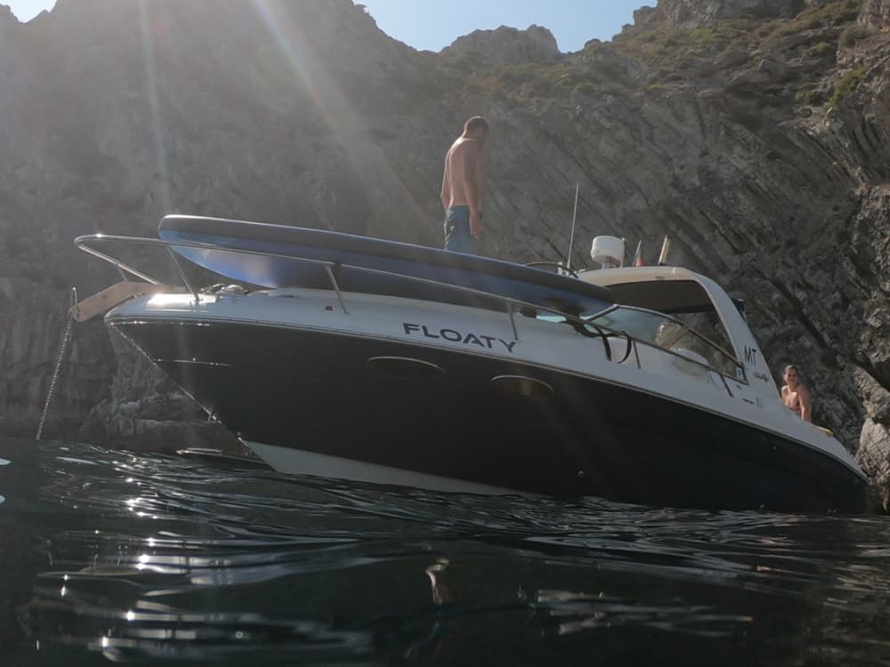 Escursione di mezza giornata in barca a motore a Sesimbra.