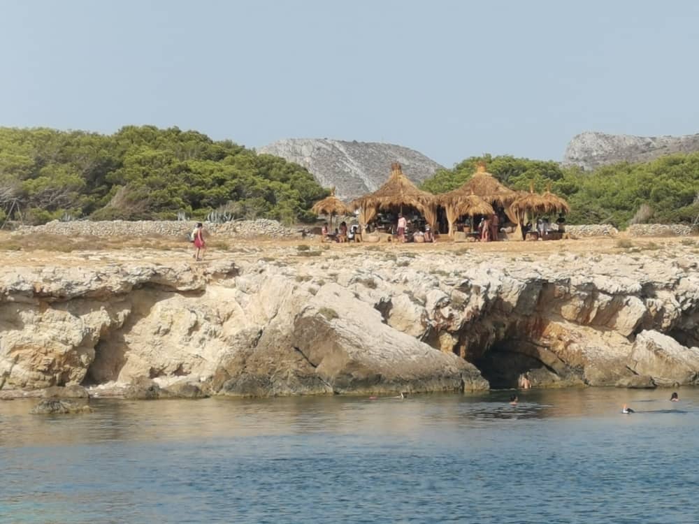 Jouw dag in Marsala: huur een motorboot voor 8,5 uur en ontdek de omgeving.