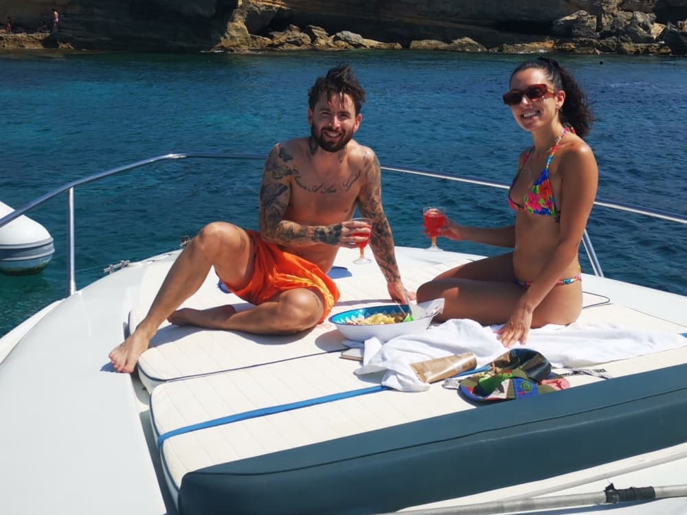 Jouw dag in Marsala: huur een motorboot voor 8,5 uur en ontdek de omgeving.