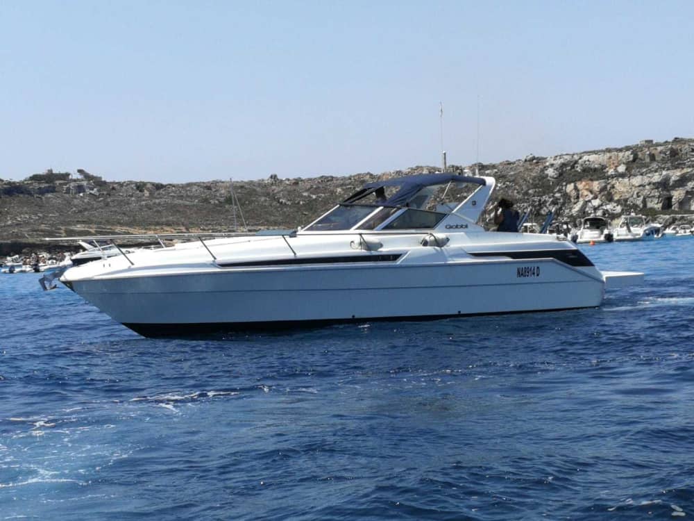 Jouw dag in Marsala: huur een motorboot voor 8,5 uur en ontdek de omgeving.