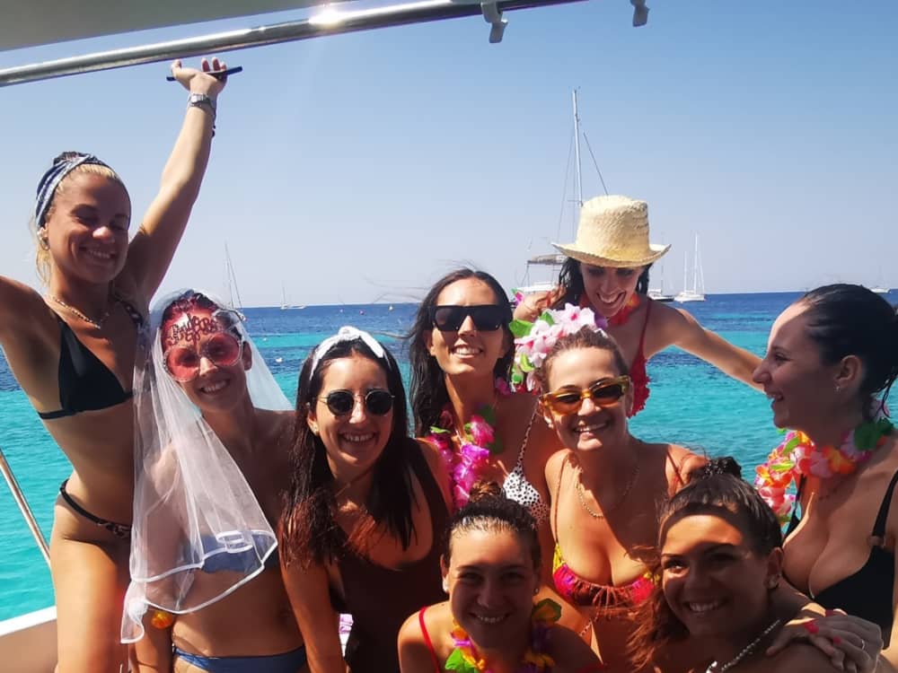 Jouw dag in Marsala: huur een motorboot voor 8,5 uur en ontdek de omgeving.