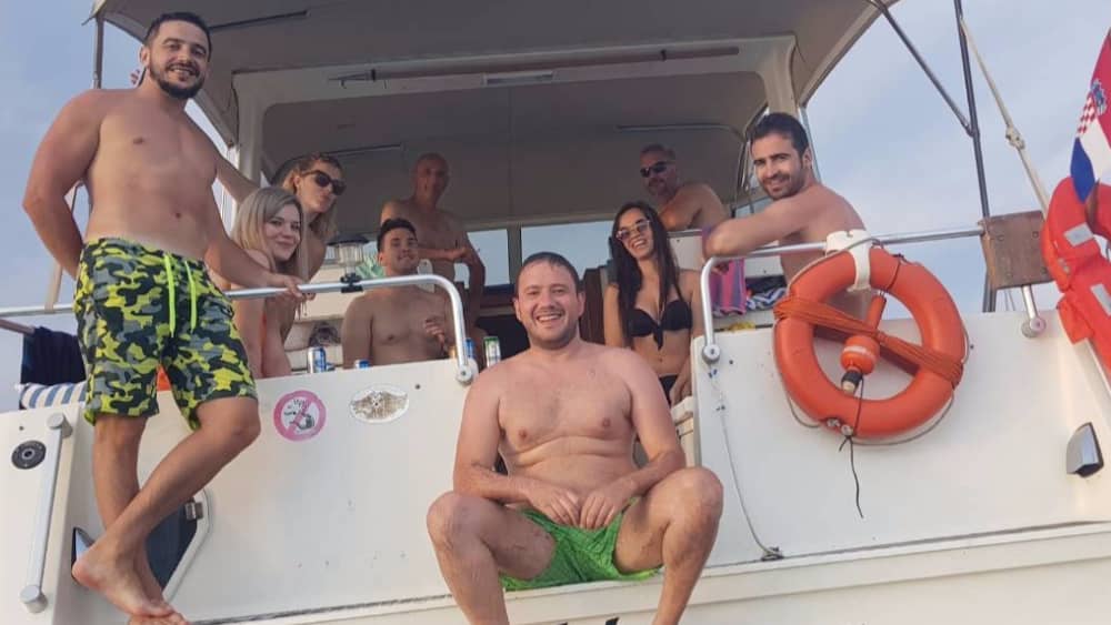 Ein Tag rund um Pula: Genießen Sie 7 Stunden Entdeckungstour mit dem Motorboot