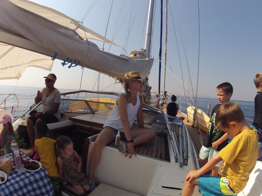 Spend a 9h sailing around Palaio Faliro on a sailboat