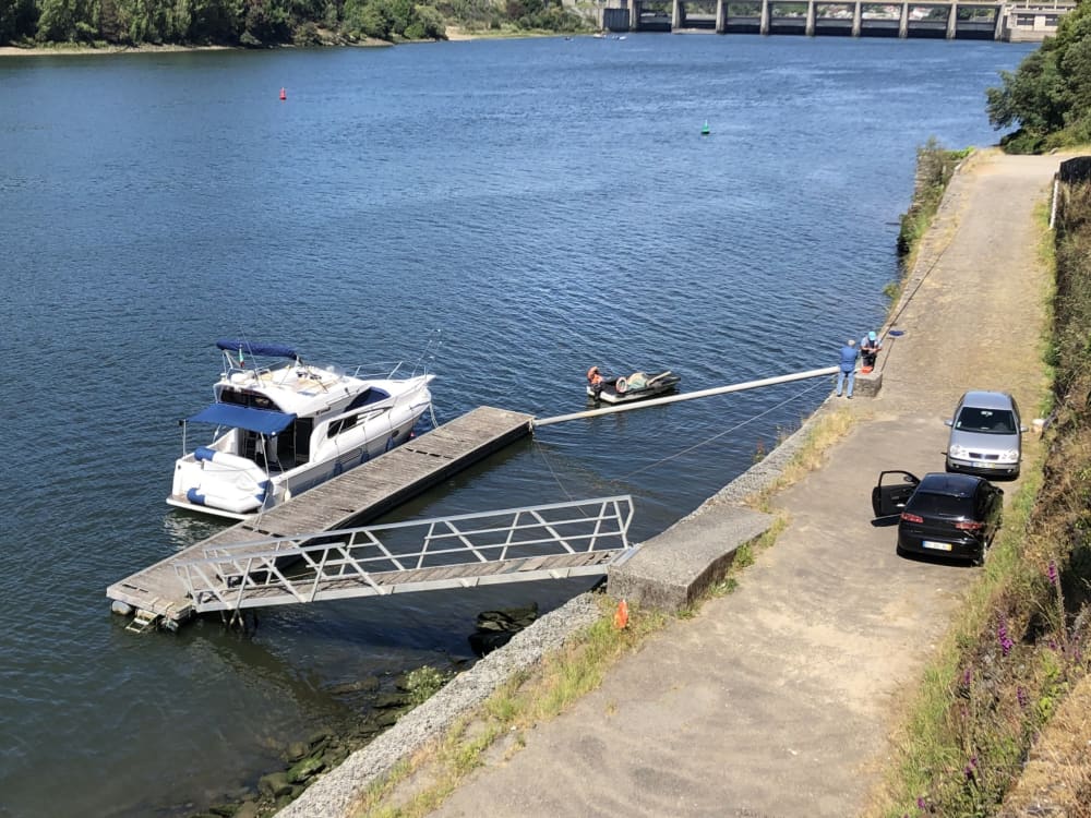 Descubrimiento de Castelo de Paiva en medio día: Una breve escapada en lancha motora.