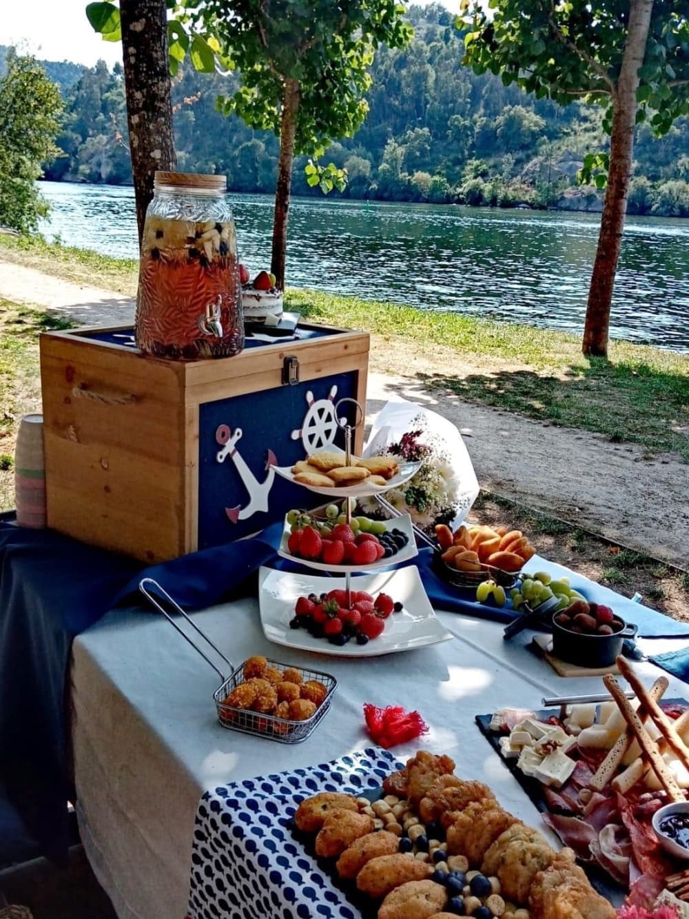Navegación por el río Paiva con visita a la “Ilha dos Amores” (Isla de los Enamorados).