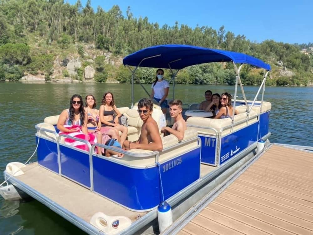 Navegación por el río Paiva con visita a la “Ilha dos Amores” (Isla de los Enamorados).