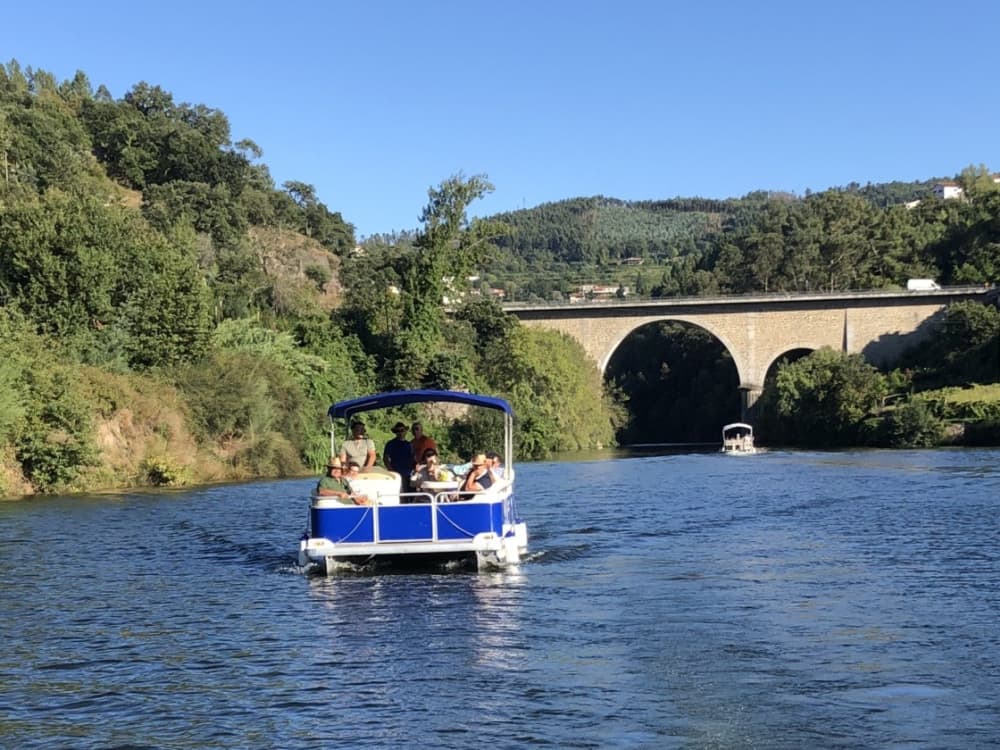 Navegación por el río Paiva con visita a la “Ilha dos Amores” (Isla de los Enamorados).