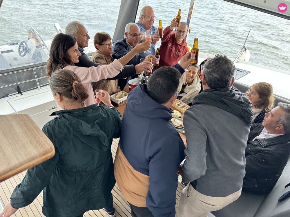 Aventure en voilier d'une journée complète de Lisbonne à Cascais – soleil, mer et détente