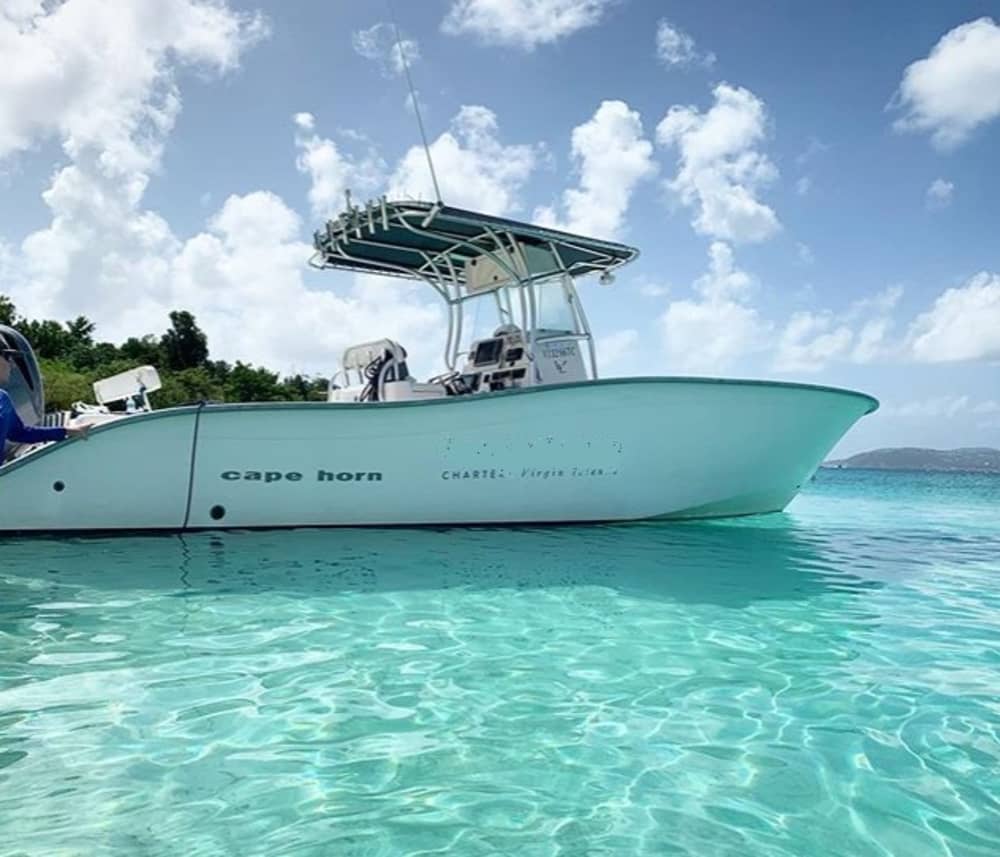 Geniet van de zon tijdens een 7 uur durende boottocht in Charlotte Amalie.