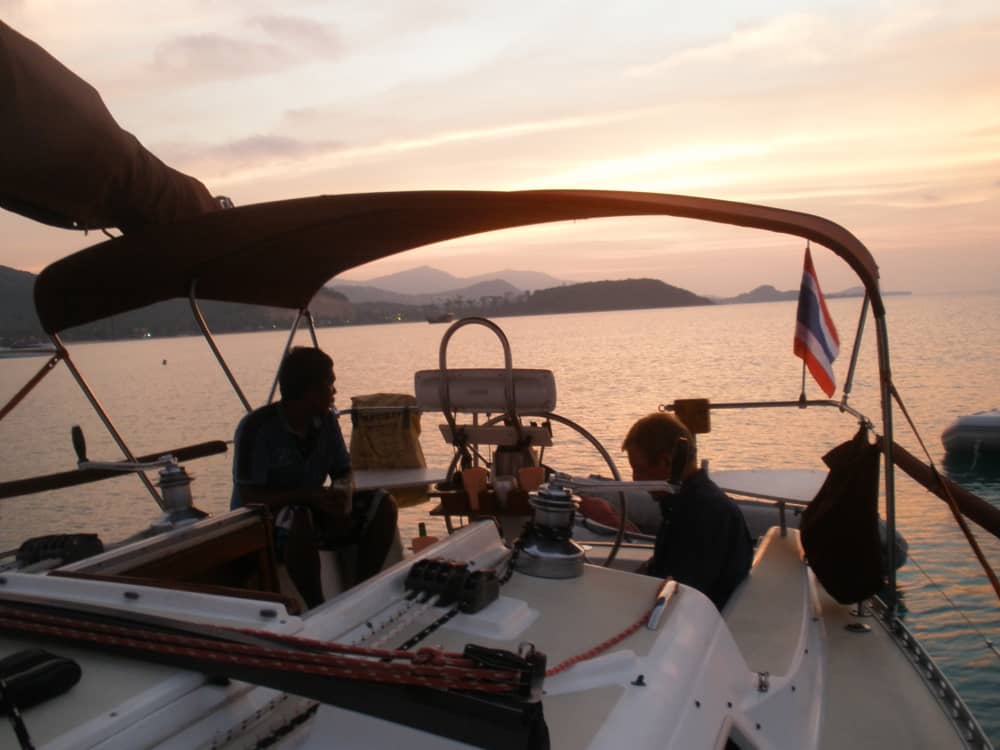 Passez 7 heures à naviguer en voilier dans le district de Ko Samui.