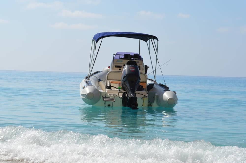 Enjoy 6h on a motorboat to explore Preveza