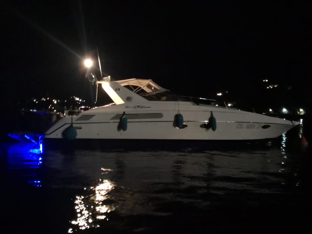 4h of Dolce Vita to discover Porto Cervo on a motorboat