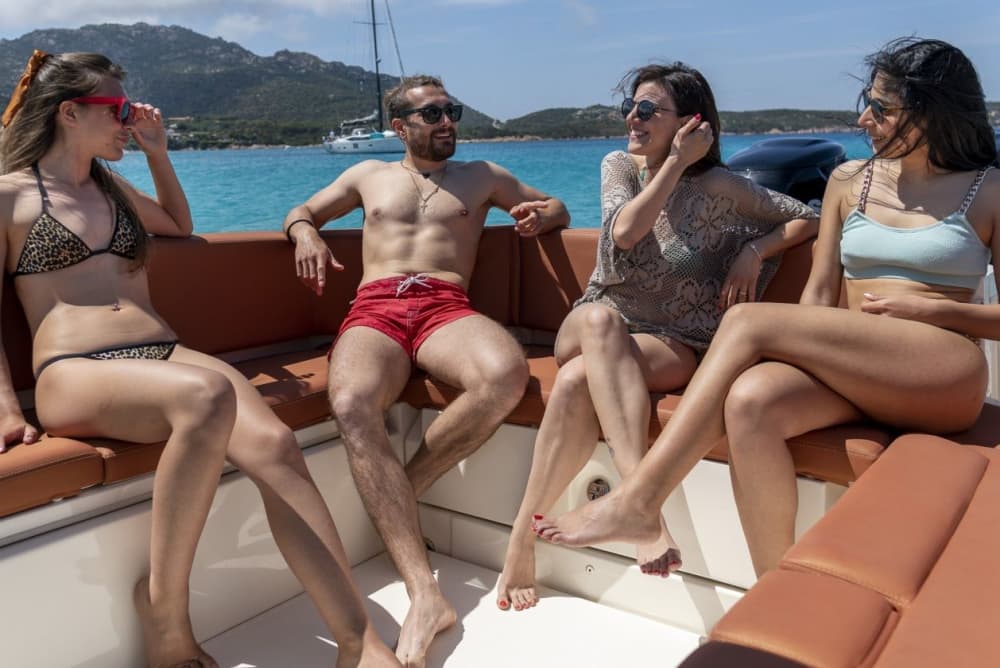 Escursione di un giorno nell'Arcipelago della Maddalena: un viaggio tra storia e meraviglie naturali