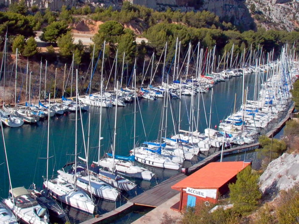 Genießen Sie einen ganzen Tag Segeln in Cassis auf einem Segelboot