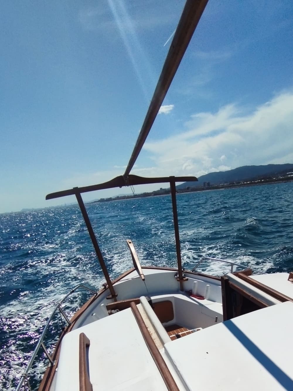 8 heures de navigation le long de la côte de Roses