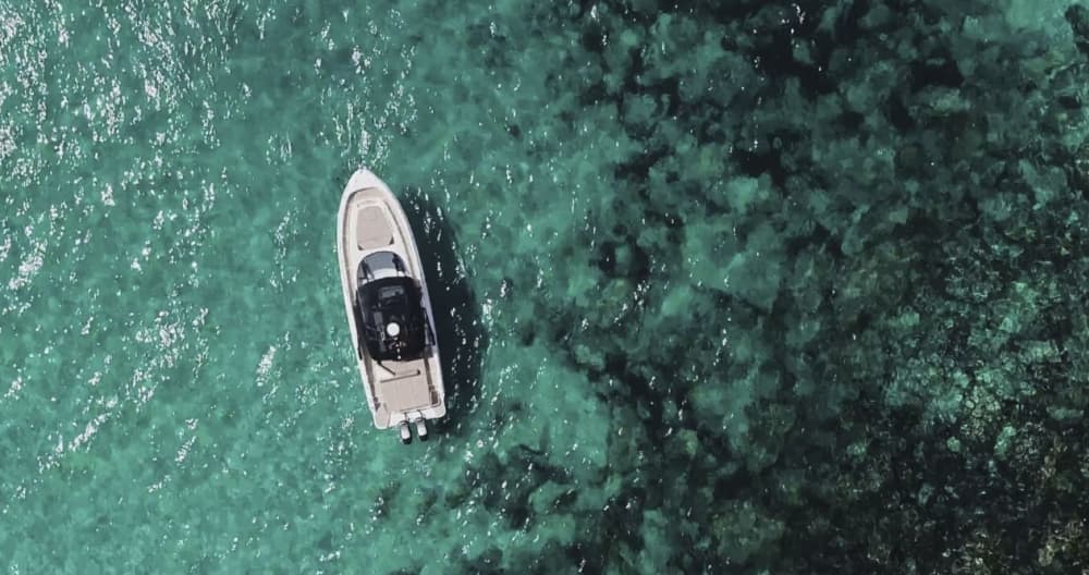 Passeio exclusivo de lancha de luxo de 8 horas até Es Vedrà