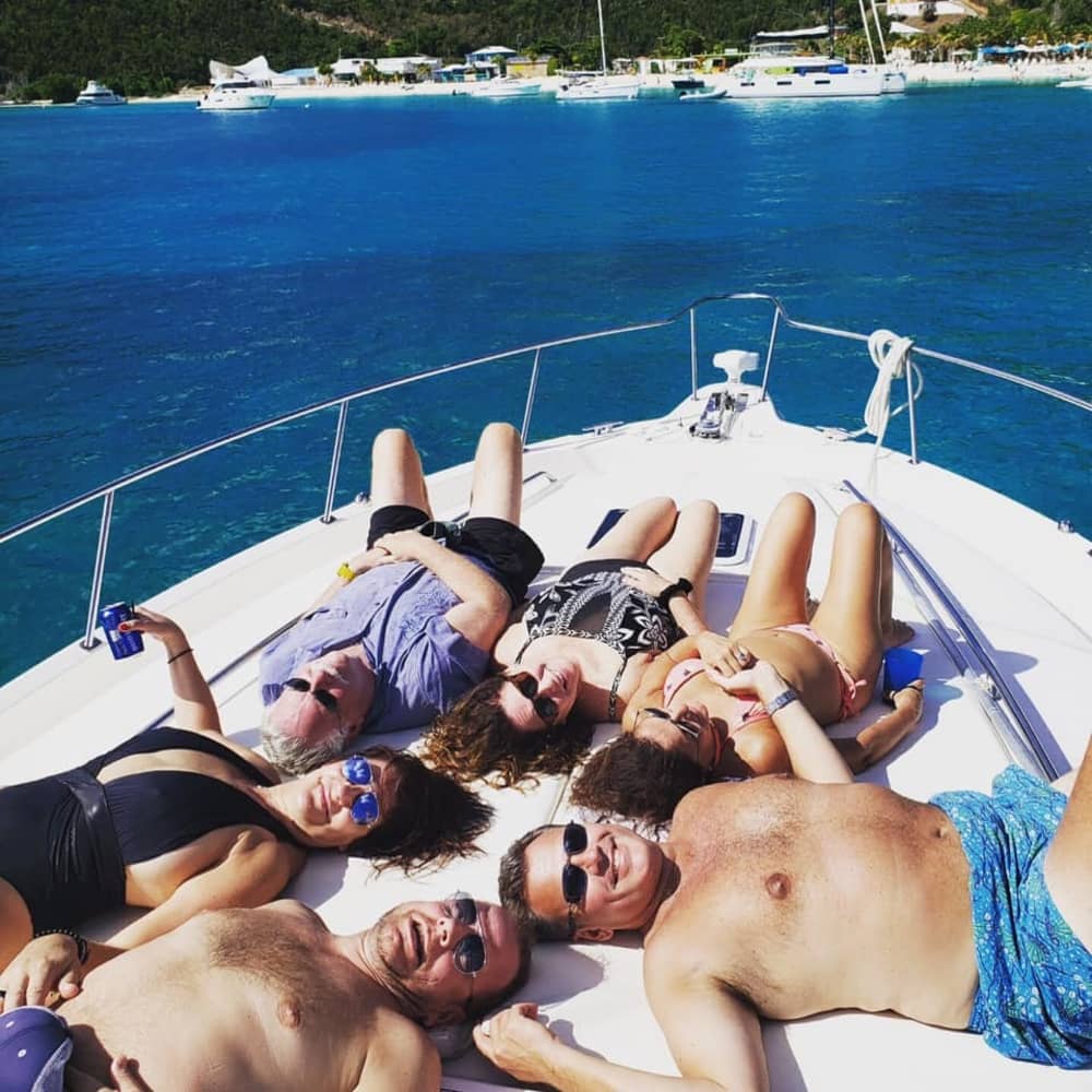 4 uur om Charlotte Amalie te verkennen per motorboot.