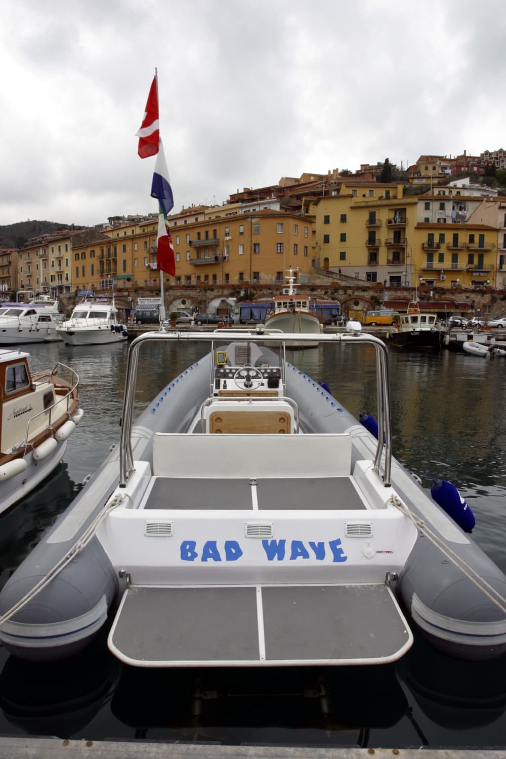 En dag att upptäcka Porto Santo Stefano: Ren avkoppling på den italienska blå havet