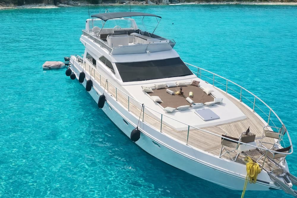 Full Day Private Cruise South Coast or Delos & Rhenia