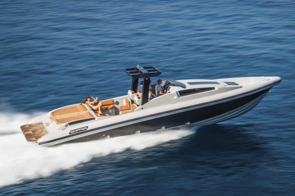 Discover Dubai: Half-day of pure joy on a motorboat