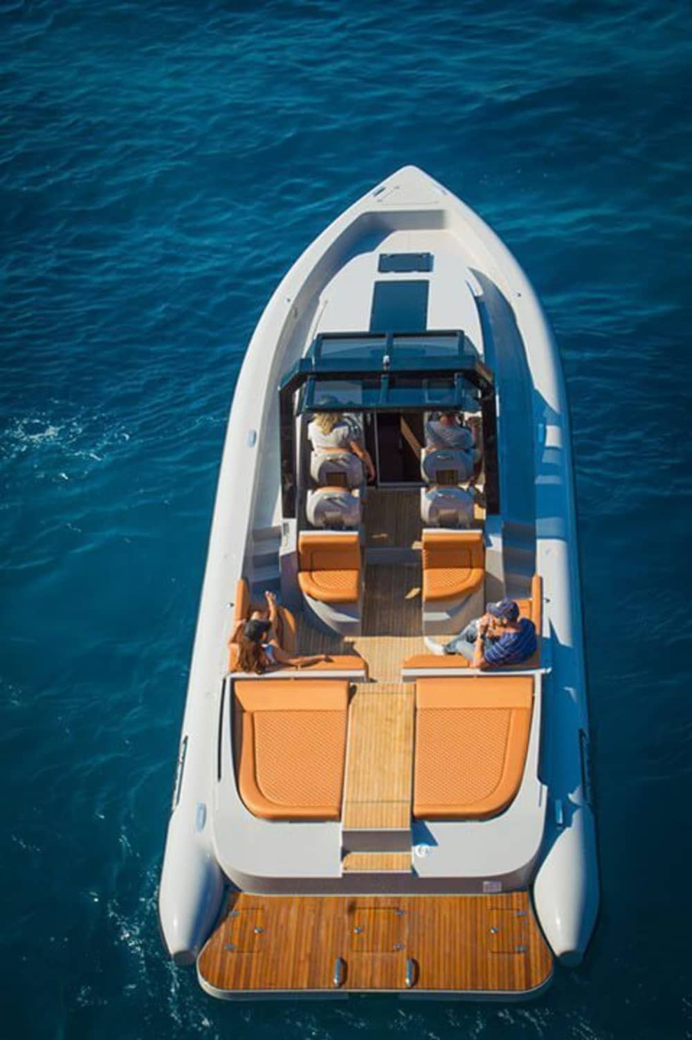Discover Dubai: Half-day of pure joy on a motorboat