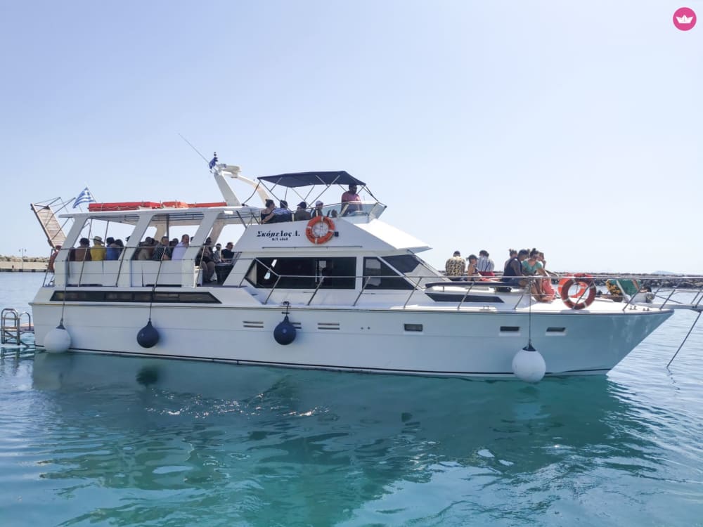 Croisière d'une demi-journée vers l'île historique de Thodorou