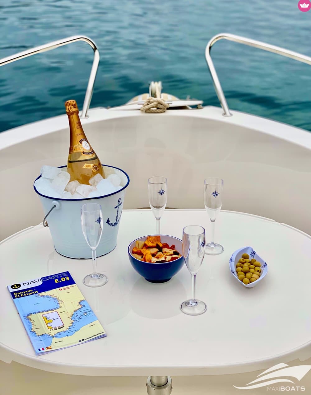 Coastal Playground of Hidden Coves, Open Sea & Water Fun