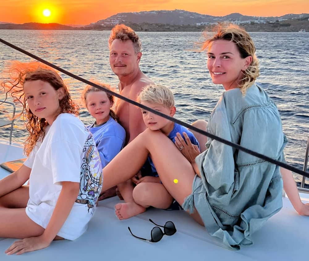 Żeglarstwo o Złotej Godzinie z Widokiem na Wino i Zachód Słońca